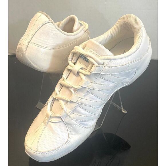 Nike Womens Musique 4 Sz 8 White Leather Dancing Shoes Lace Up Low Top Sneakers - Picture 4 of 11